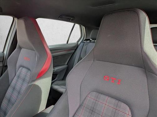 2024 Volkswagen Golf GTI 2.0T S DSG