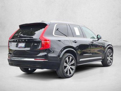Onyx Black Metallic 2025 Volvo XC90 B6 Ultra