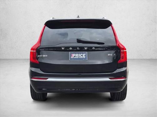 Onyx Black Metallic 2025 Volvo XC90 B6 Ultra