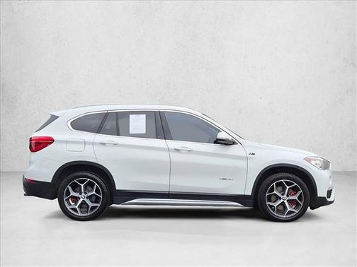 Alpine White 2018 BMW X1 sDrive28i