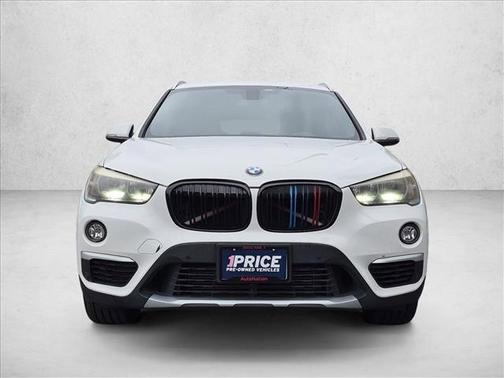 Alpine White 2018 BMW X1 sDrive28i