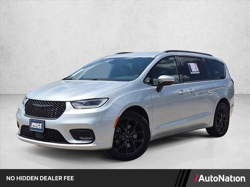 Silver Mist Clearcoat 2023 Chrysler Pacifica Touring L