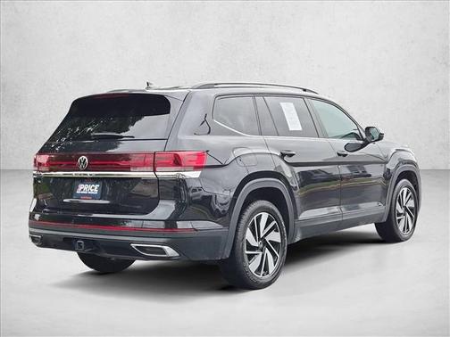 Silver Mist Metallic 2024 Volkswagen Atlas 2.0T SE w/Technology