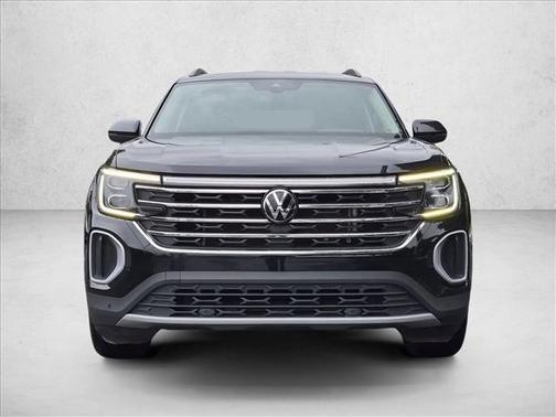 Silver Mist Metallic 2024 Volkswagen Atlas 2.0T SE w/Technology