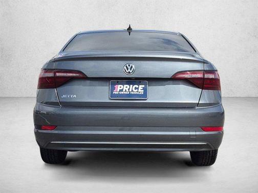 Platinum Gray Metallic 2021 Volkswagen Jetta 1.4T SE