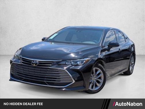 Midnight Black Metallic 2022 Toyota Avalon XLE