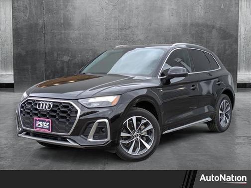 2022 Audi Q5 45 S line Premium Plus