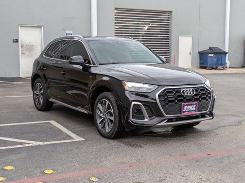2022 Audi Q5 45 S line Premium Plus