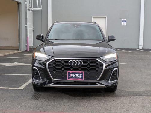 2022 Audi Q5 45 S line Premium Plus
