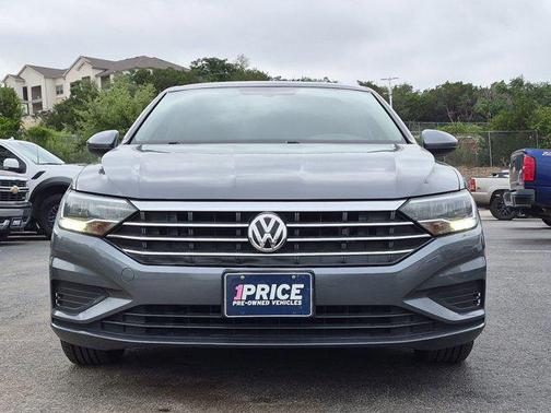 Platinum Gray Metallic 2019 Volkswagen Jetta 1.4T SE