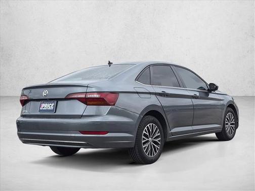 Platinum Gray Metallic 2019 Volkswagen Jetta 1.4T SE
