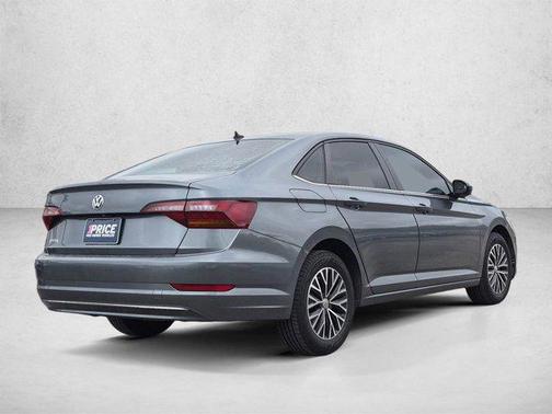 Platinum Gray Metallic 2019 Volkswagen Jetta 1.4T SE