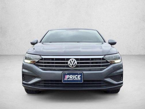 Platinum Gray Metallic 2019 Volkswagen Jetta 1.4T SE