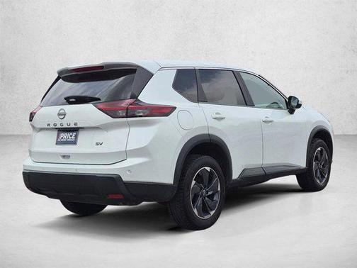Everest White Pearl 2024 Nissan Rogue SV
