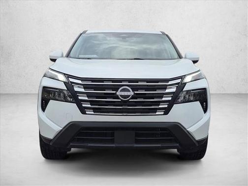 Everest White Pearl 2024 Nissan Rogue SV