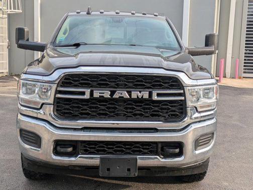 2020 RAM 2500 Tradesman Crew Cab 4X4 6'4' Box