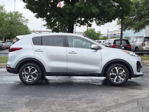 Sparkling Silver 2021 Kia Sportage LX