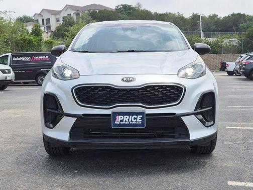 Sparkling Silver 2021 Kia Sportage LX