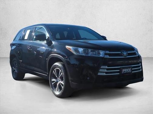 2019 Toyota Highlander LE I4