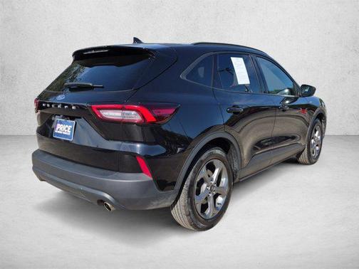 Agate Black Metallic 2025 Ford Escape ST-Line