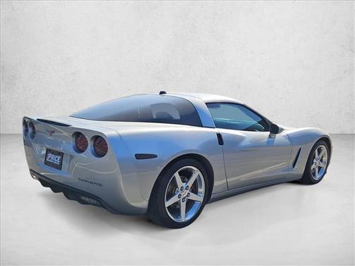 Machine Silver Metallic 2005 Chevrolet Corvette Base