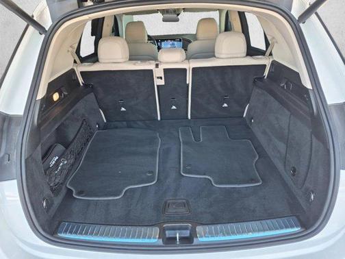 White 2024 Mercedes-Benz GLE 450 4MATIC