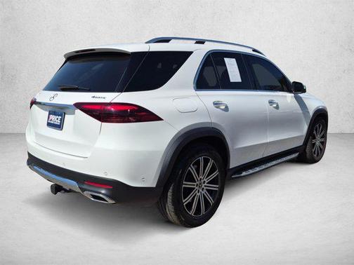 White 2024 Mercedes-Benz GLE 450 4MATIC