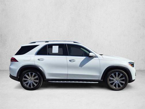 White 2024 Mercedes-Benz GLE 450 4MATIC