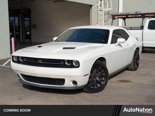 2015 Dodge Challenger SXT