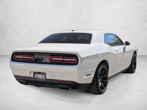 2015 Dodge Challenger SXT