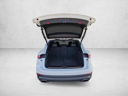 Carrara White Metallic 2019 Porsche Cayenne Cayenne