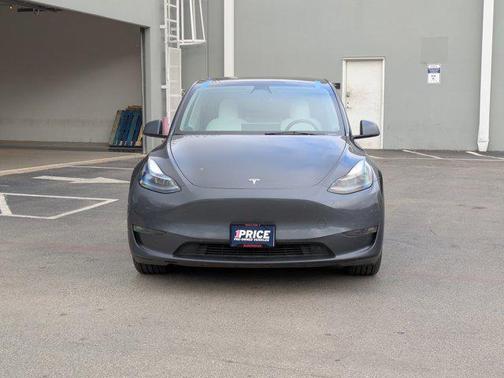 2023 Tesla Model Y Long Range Dual Motor All-Wheel Drive