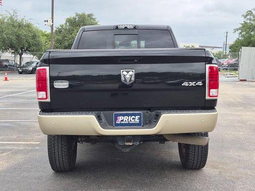 Brilliant Black Crystal Pearlcoat 2017 RAM 2500 Longhorn