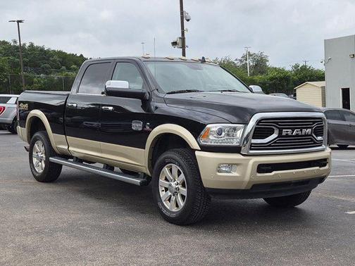 Brilliant Black Crystal Pearlcoat 2017 RAM 2500 Longhorn