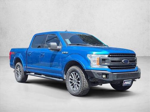 Velocity Blue Metallic 2019 Ford F-150 XLT