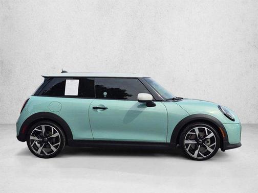Ocean Wave Green Metallic 2025 MINI Hardtop Cooper S