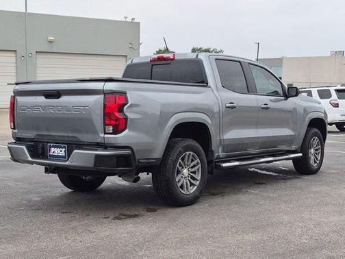 Sterling Gray Metallic 2024 Chevrolet Colorado LT