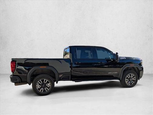 2022 GMC Sierra 2500 AT4