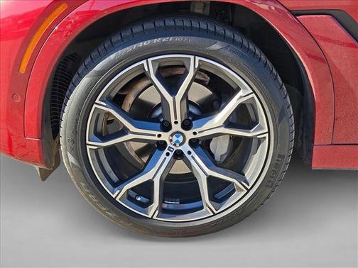 2021 BMW X6 xDrive40i