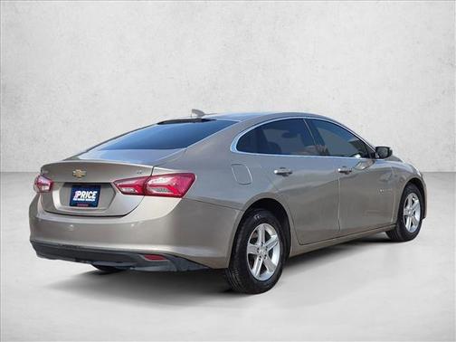 Mineral Gray Metallic 2022 Chevrolet Malibu FWD LT