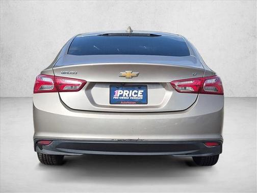 Mineral Gray Metallic 2022 Chevrolet Malibu FWD LT