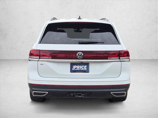 Pure White 2024 Volkswagen Atlas 2.0T SE w/Technology