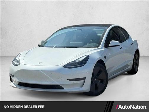 Pearl White Multi-Coat 2022 Tesla Model 3 Standard Range