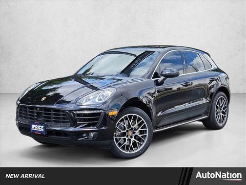 Jet Black Metallic 2018 Porsche Macan Macan