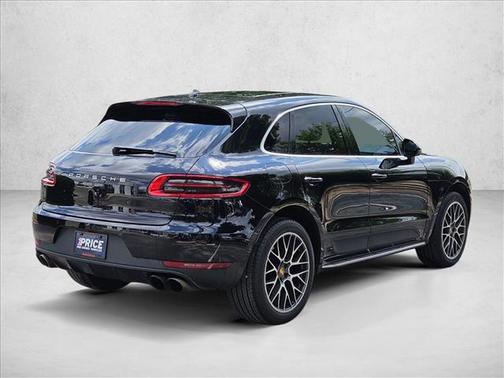 Jet Black Metallic 2018 Porsche Macan Macan