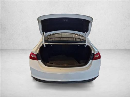 Summit White 2016 Chevrolet Malibu LS
