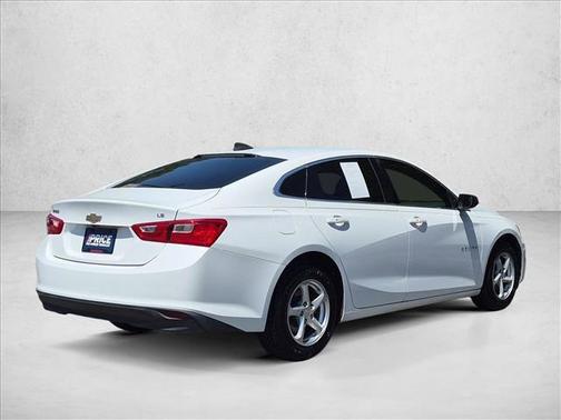 Summit White 2016 Chevrolet Malibu LS