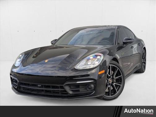 2022 Porsche Panamera 4S