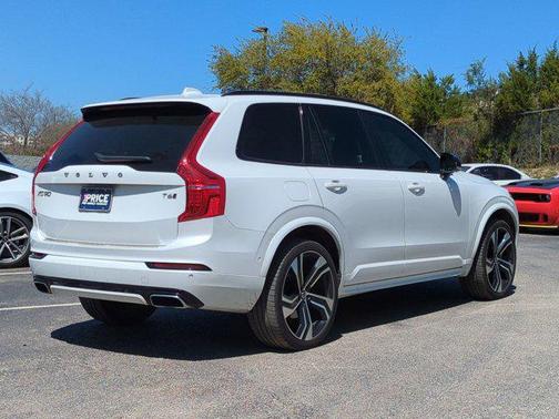 2021 Volvo XC90 T6 R-Design