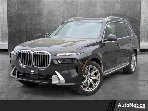 2025 BMW X7 xDrive40i